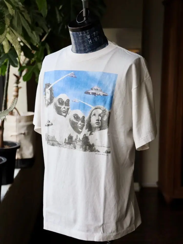 

Футболка с коротким рукавом и круглым вырезом в американском уличном стиле, с принтом «Alien Crisis President Mountain», из плотного хлопка, молодежная, трендовая