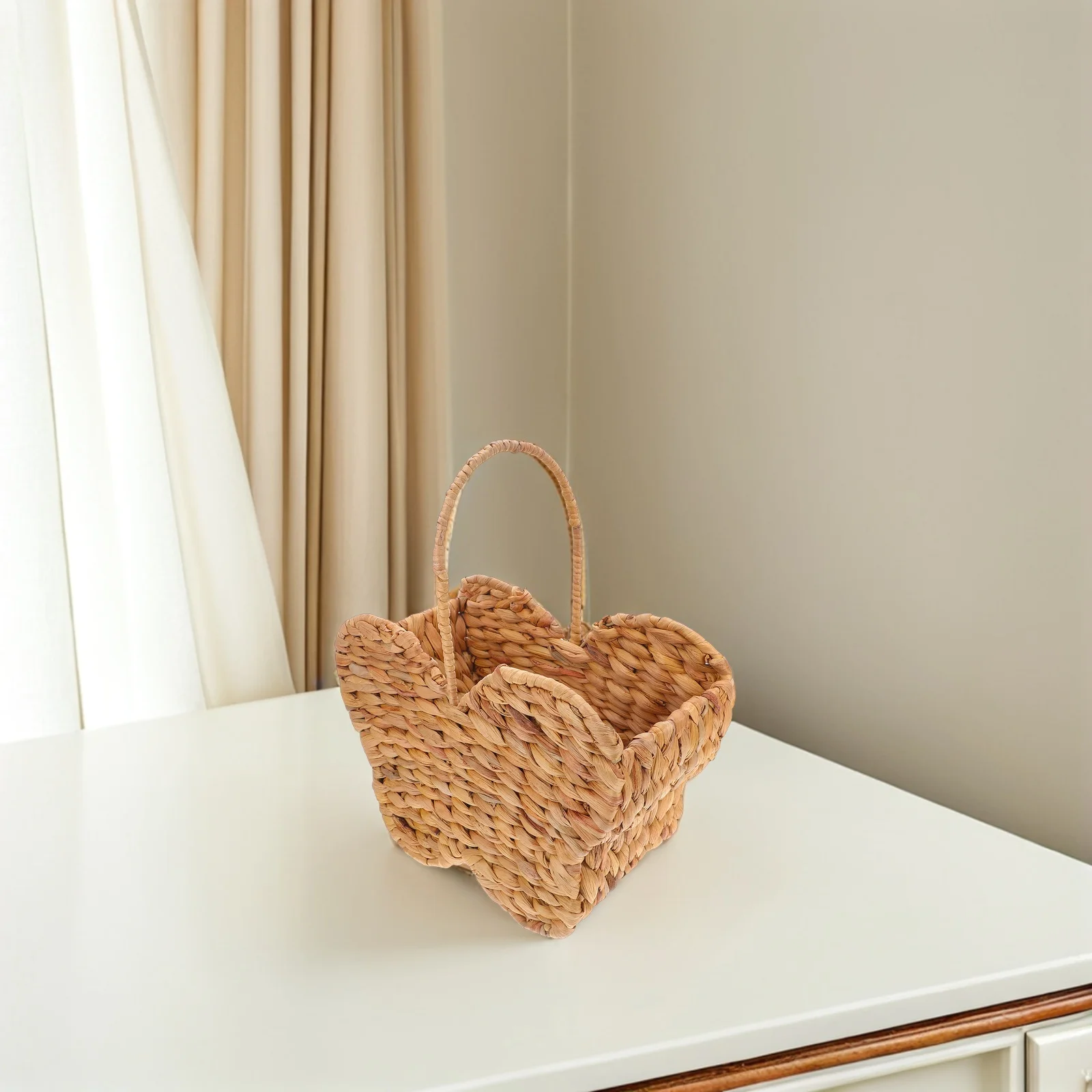 

Butterfly Straw Storage Basket Outdoor Toys Children's Woven Decorative Hand Toddler