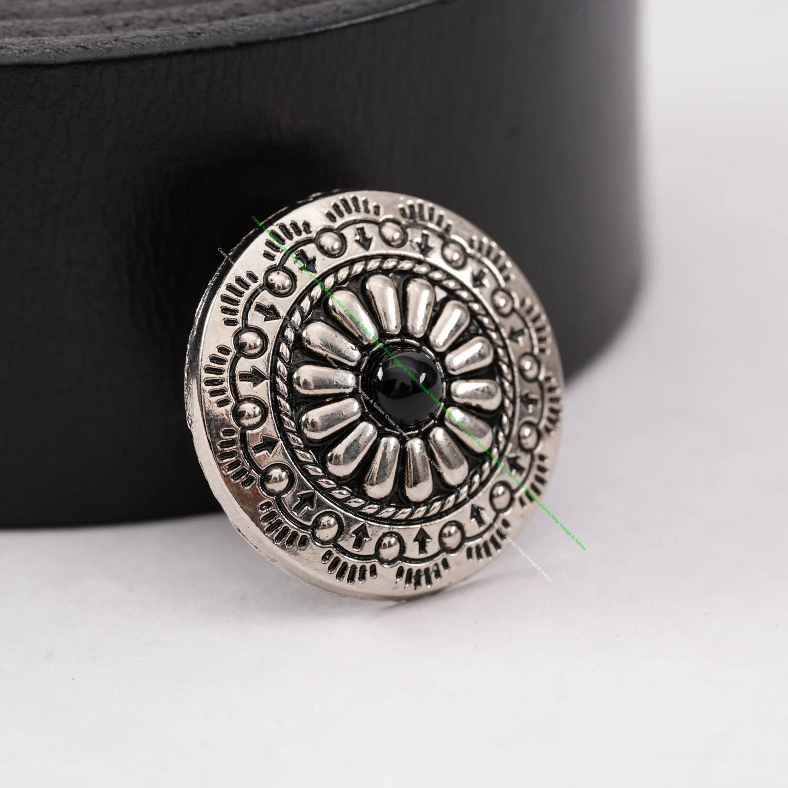 10pcs 30X30mm Western Flower Hair Bobbles Bling Silver Tribal Bead Flower Engraved Leathercraft Metal Shank Conchos Button