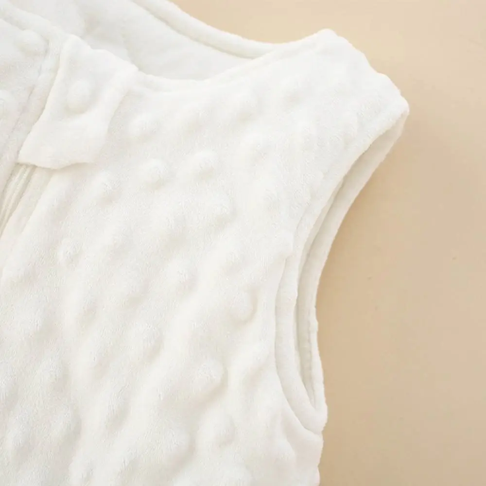 New Bean Velvet Baby Sleeping Bag Two Way Zipper Sleeveless Newborn Sleeping Bag Baby Sleeping Sack Unisex Baby
