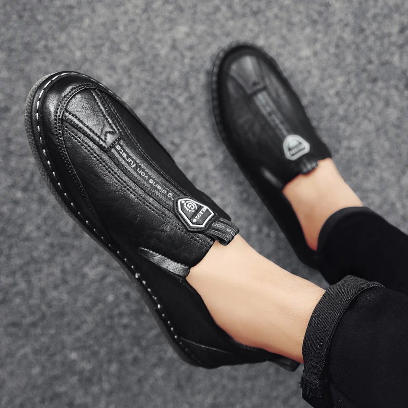 

Spring New Large-sized Soft-soled Comfortable Solid Color Flat-heeled Round-toed Casual Men's Lightweight Casual Walking Shoes