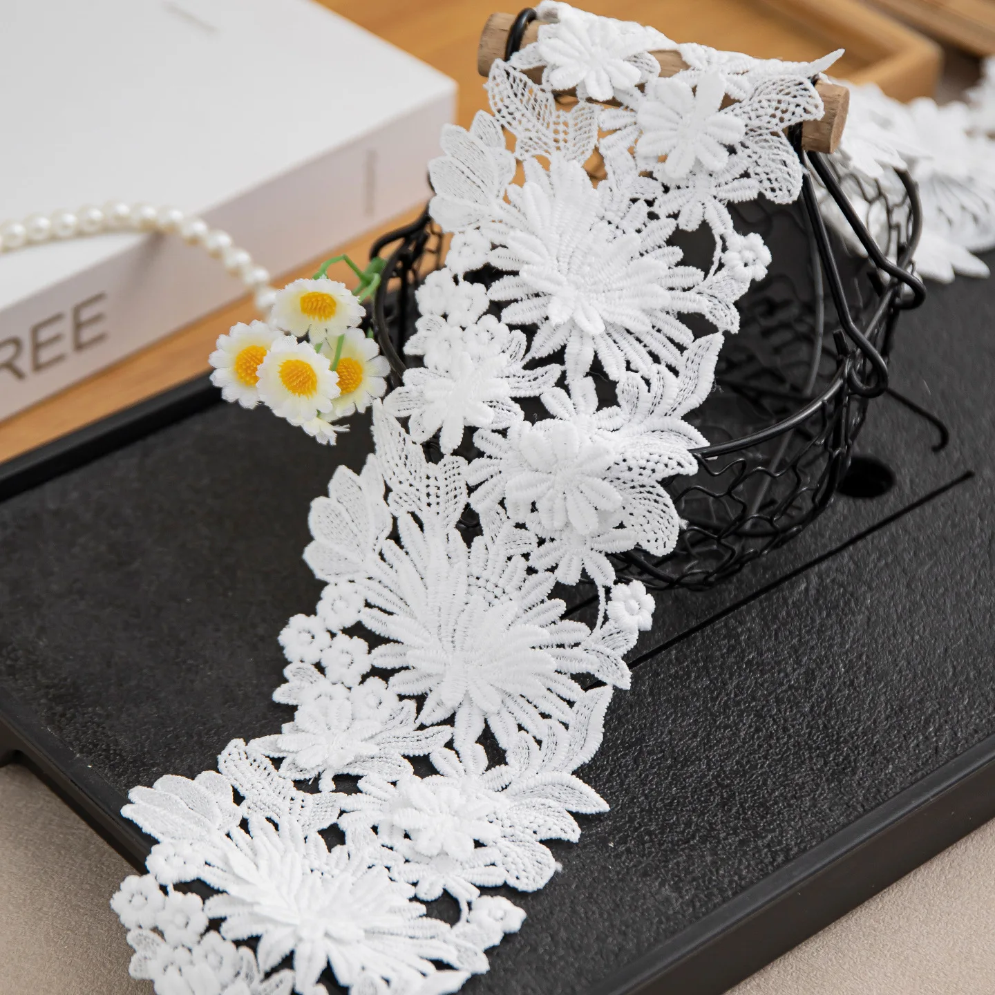 10CM Three-dimensional Milk Silk Water-soluble Embroidery Lace Home Textile Clothing Cuffs Pants Legs Decorative Accessories