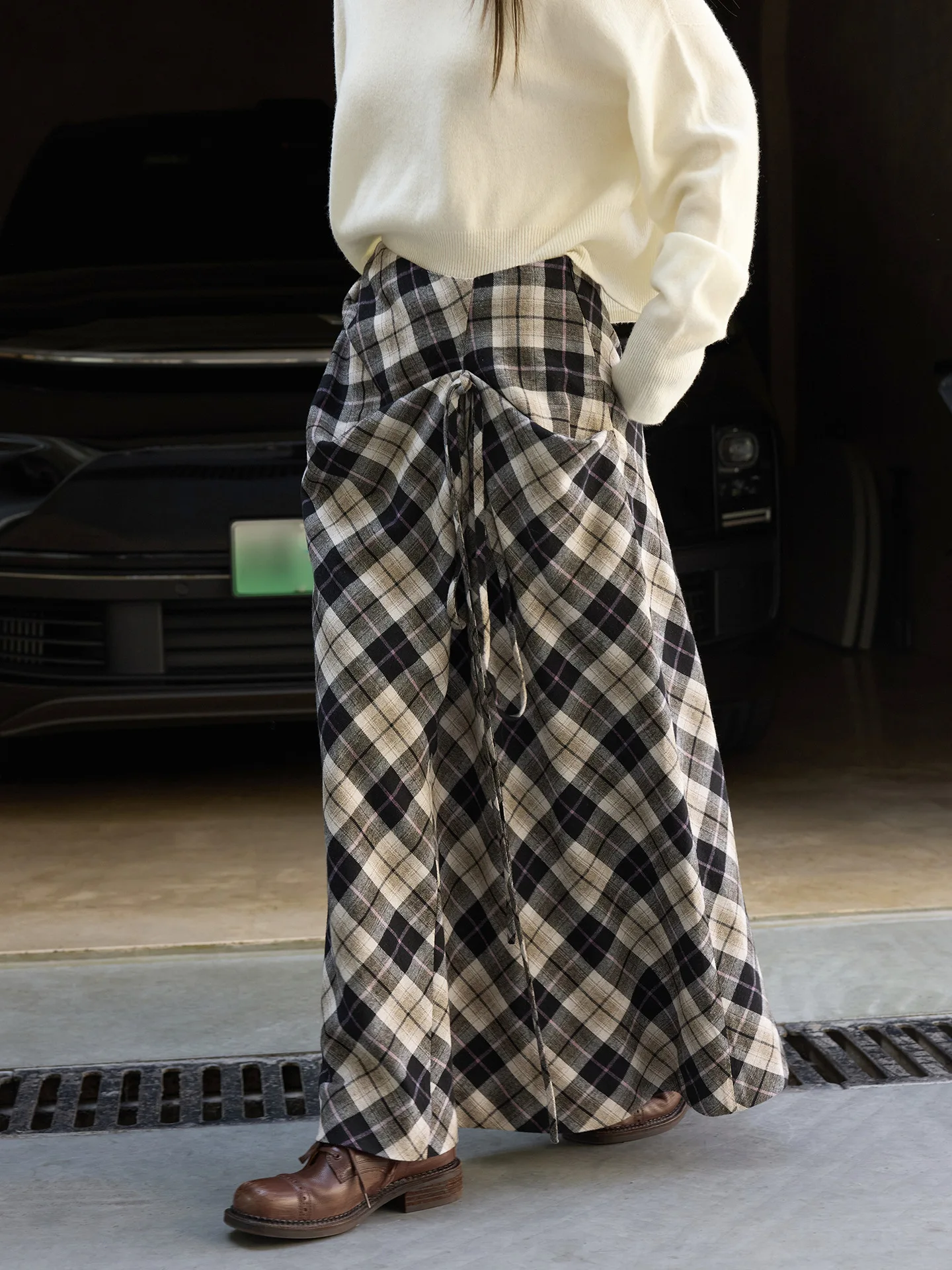 레트로 패션 비대칭 대비 하이그 패턴 하프 스커트 하이 디자인 센스 롱 스커트 여성용