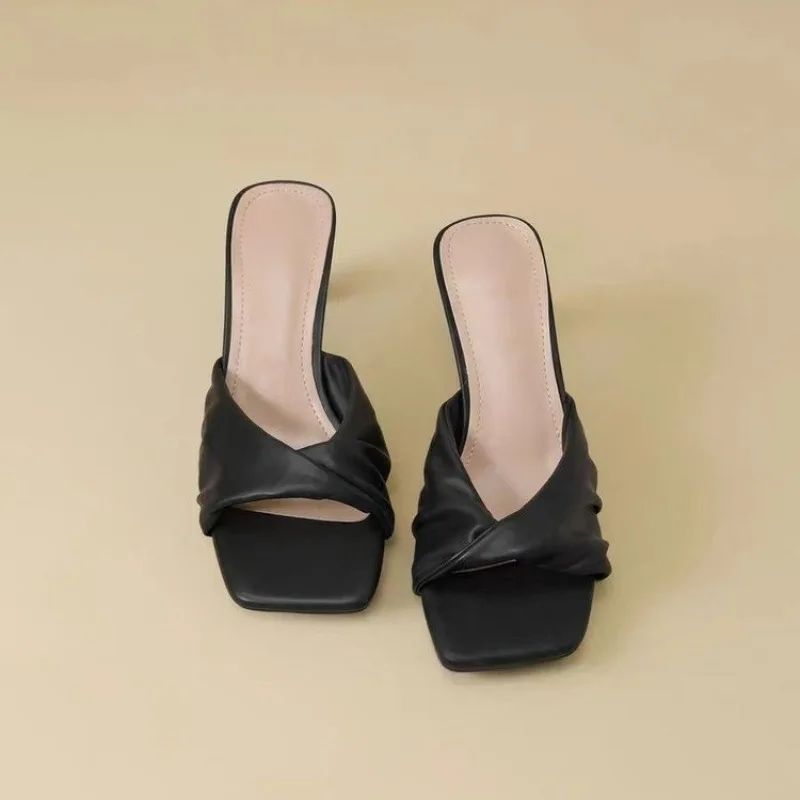 

2026 French Kink Outer Wear Sandals and Slippers Women's Square Toe Temperament Versatile Open Toe Slip-ins