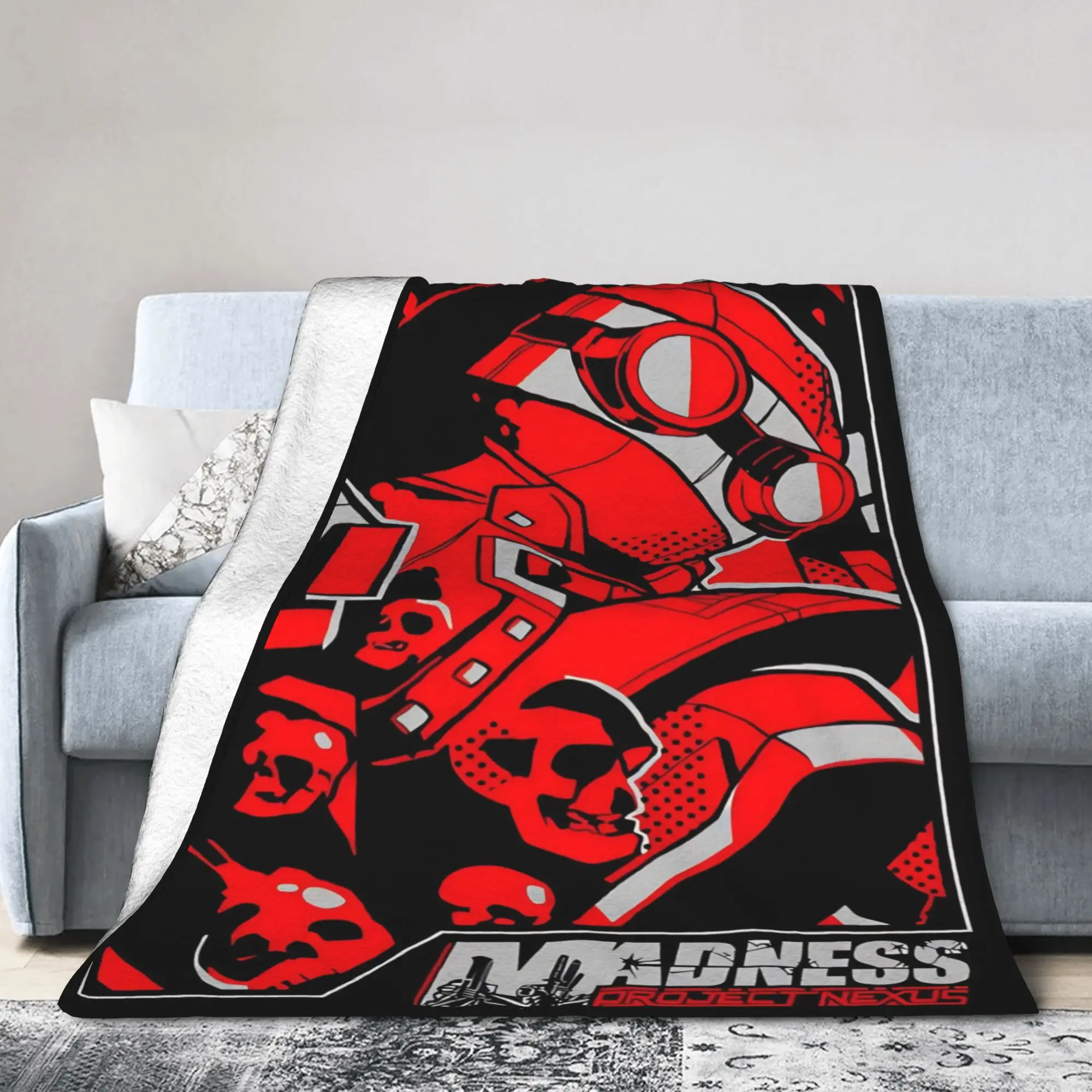 Stylish MADNESS COMBAT Hank Blanket Lightweight Thin Velvet  Comfortable Throw Blanket Machine Washable