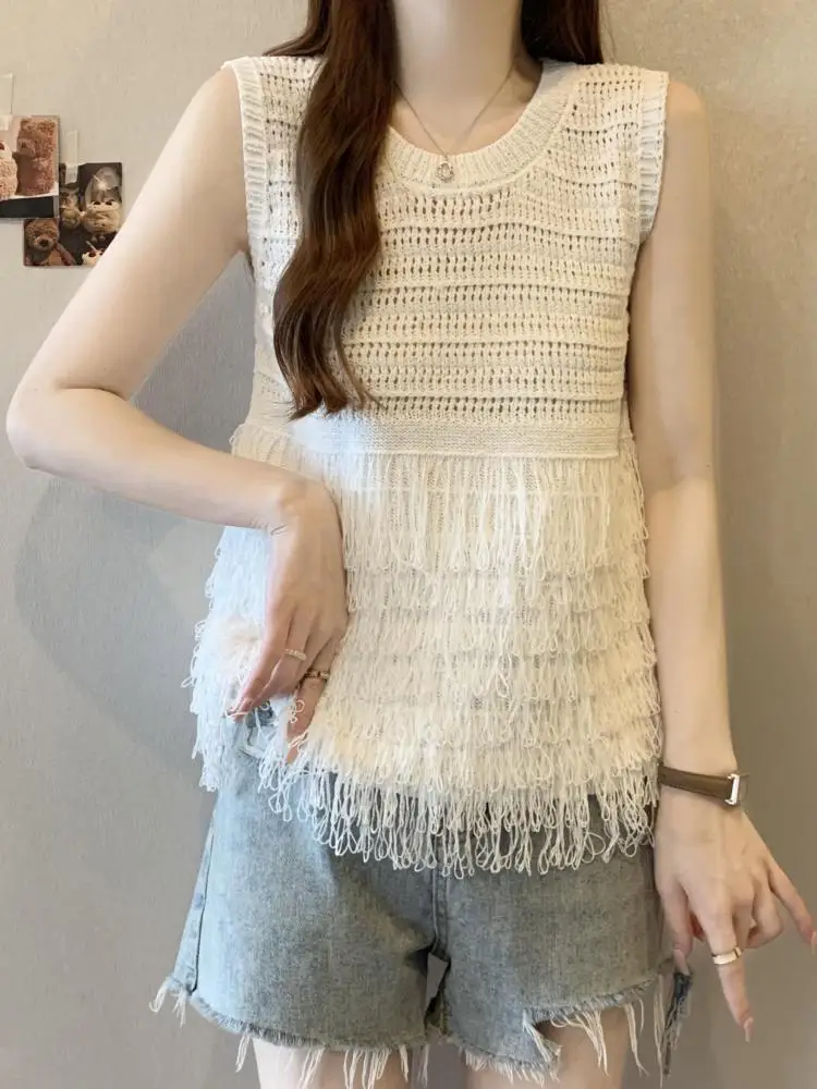 

Korean Fashion Women's Black Beige Tassel Hollow Out Sleeveless Short Vest Clothing Summer Round Neck Versatile Knitted Tank Top