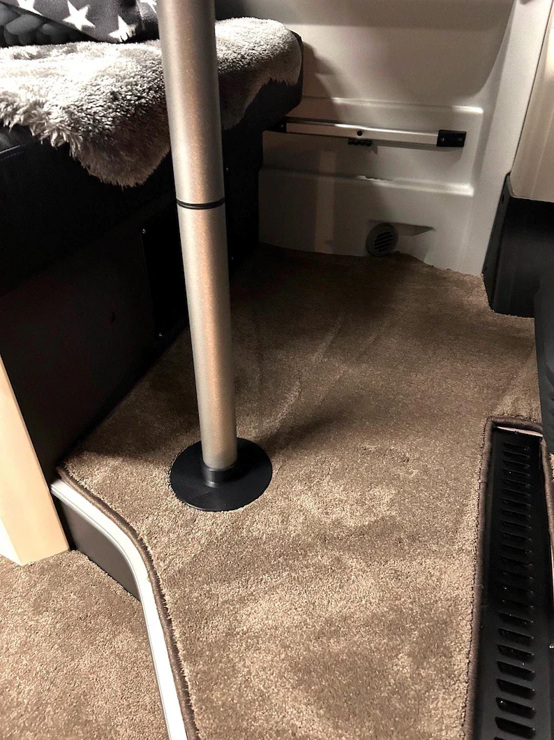 Campingtafel-tafelbeenbeschermer-pijpdiameter 50 mm-zitbreedte 14 cm Zwart Caravantafelbeenbeschermer Kunststof RV-accessoires