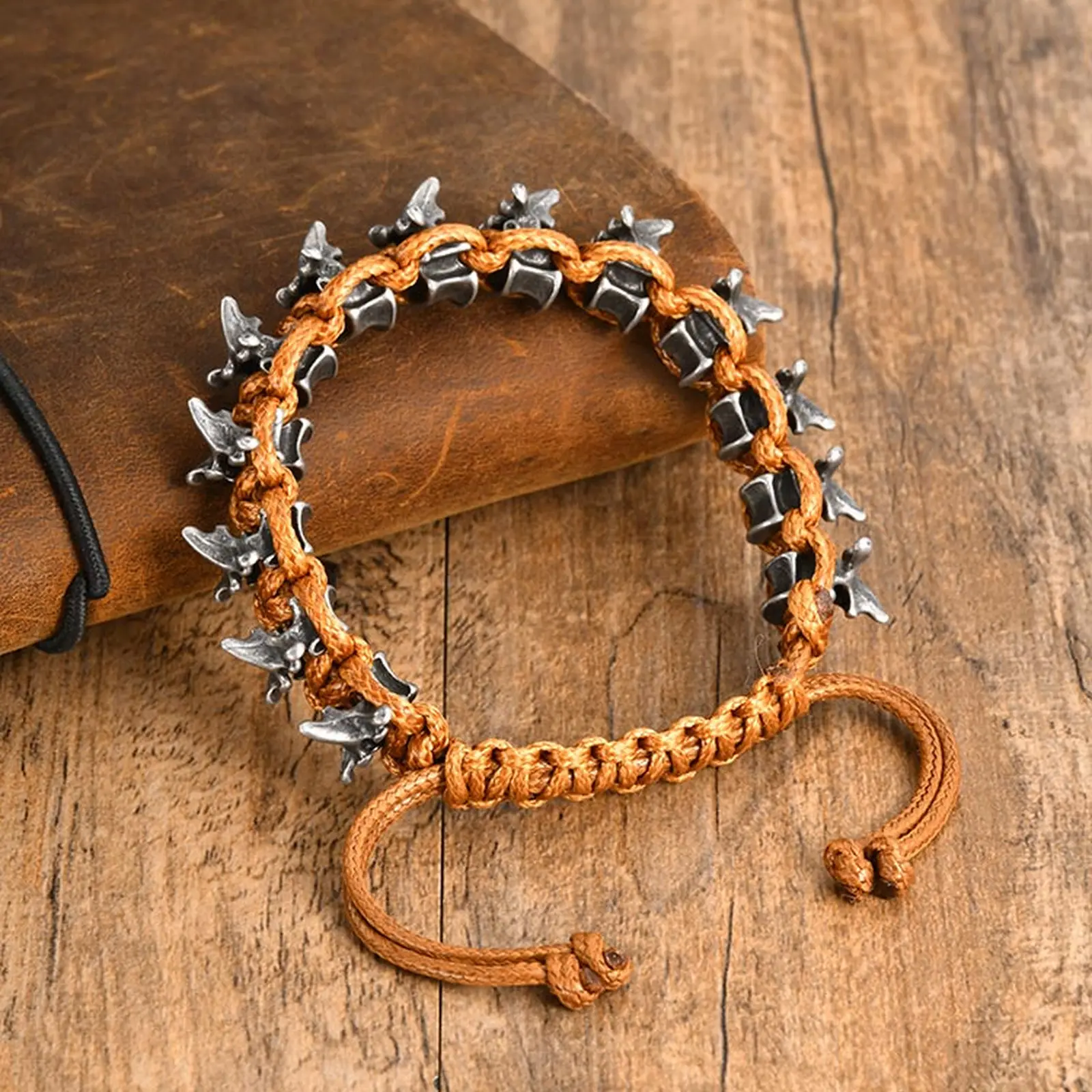 Rock Punk Drachenrücken Geflochtenes Armband für Männer und Jungen, 11MM Breite Vintage Geflochtenes Metallarmband, Schmuckgeschenk für Ihn – Detail 5