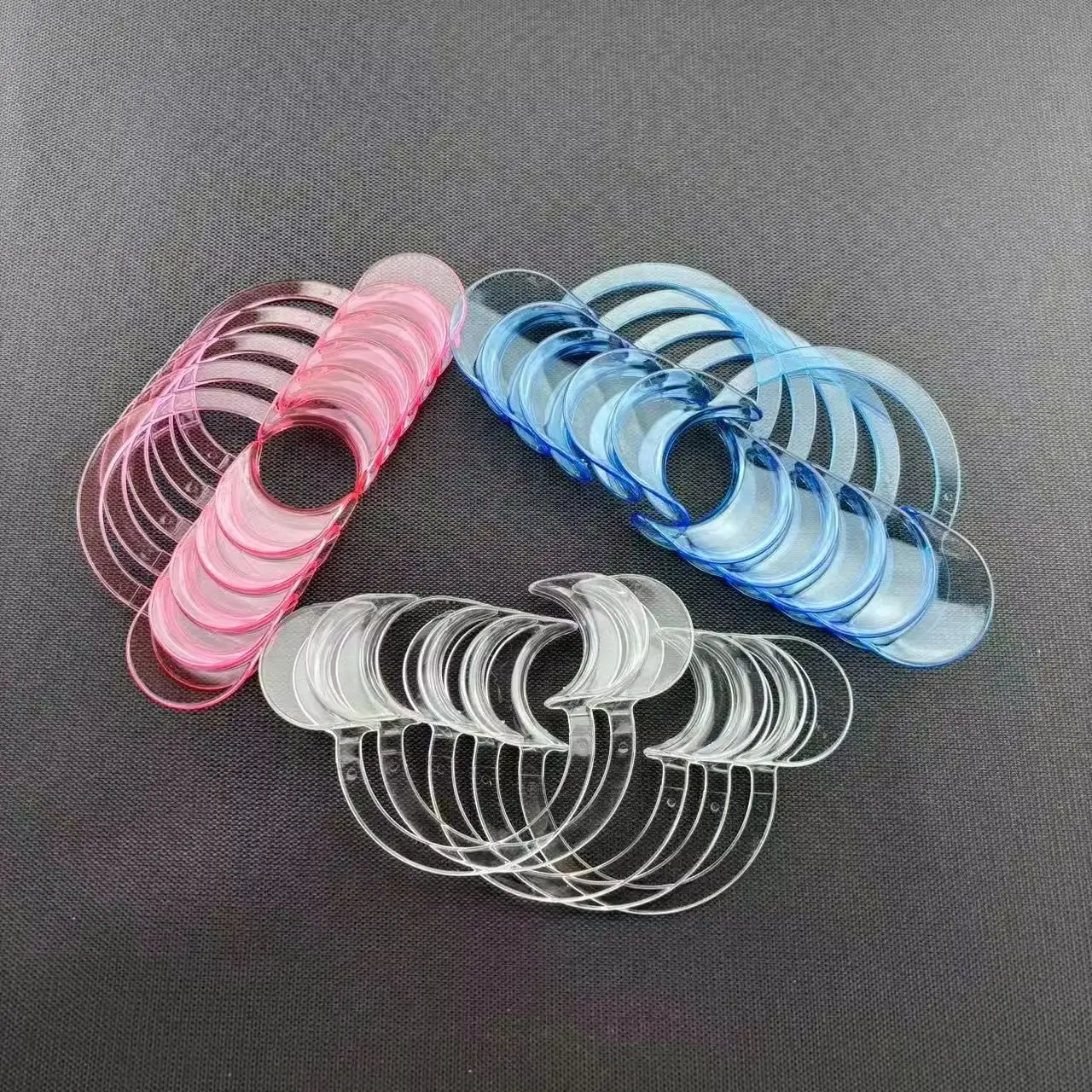 100Pcs Disposable C-Shaped Dental Mouth Openers Cheek Retractors Oral Mouth Spreaders for Orthodontic Teeth Cleaning And Dental
