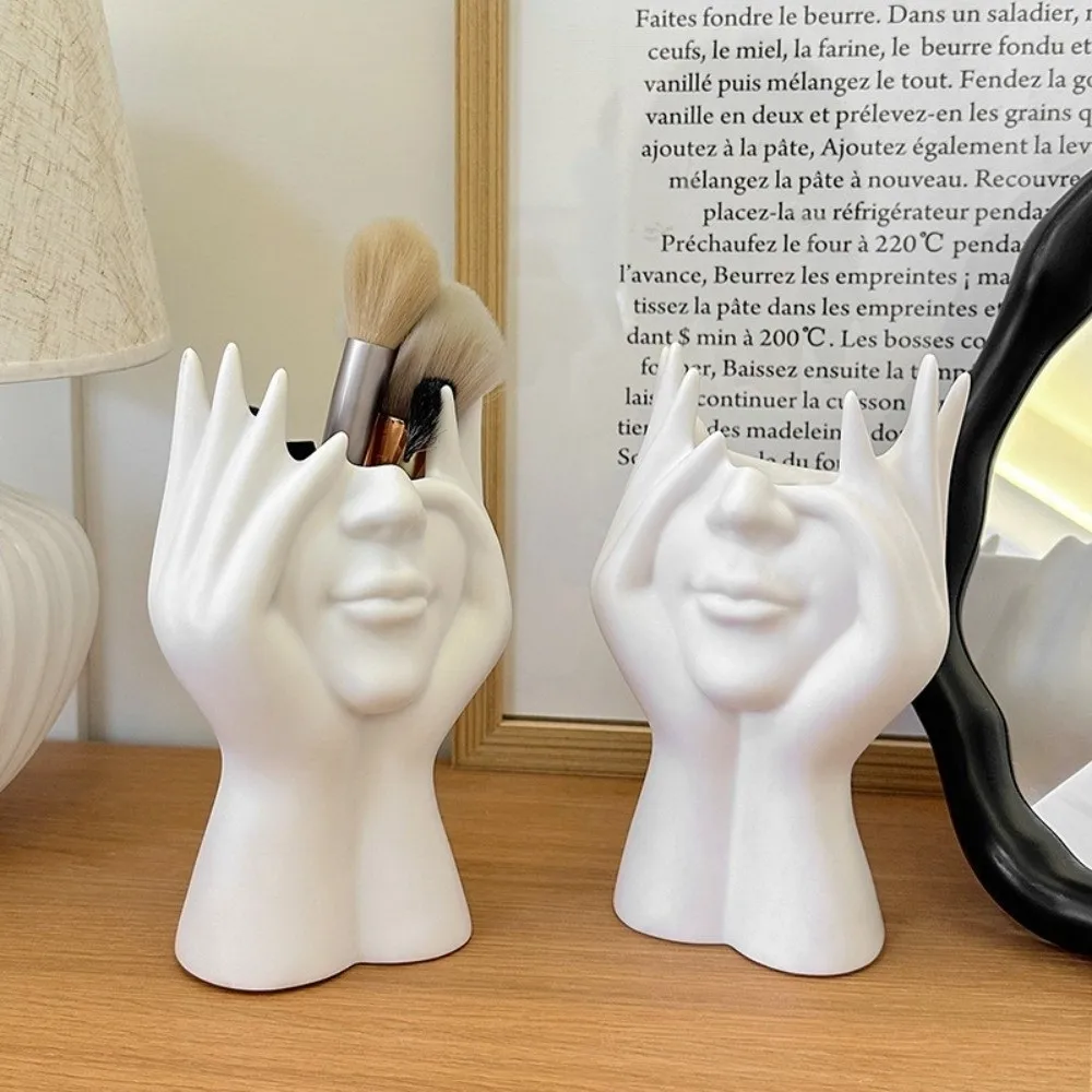 Abstract Human Face Makeup Brush Holder Multifunctional Modern Style Desktop Organizer Handmade Face Sculpture Decor