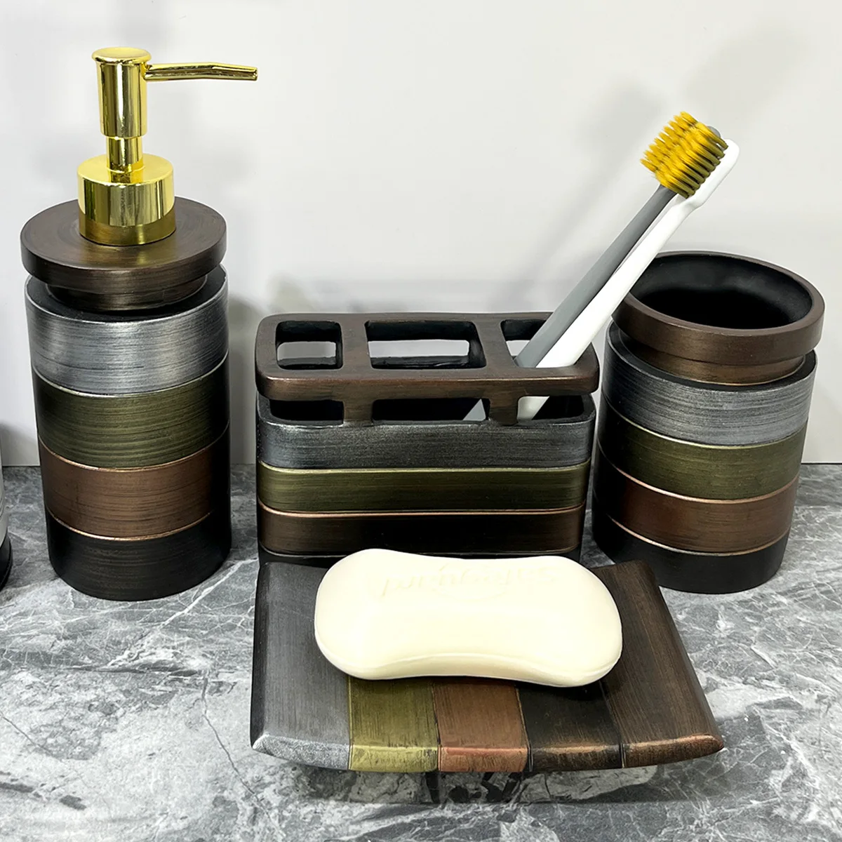 

Bathroom Accessories Four-piece Set Painted Hand Soap Bottle Soap Dish Cup Home Decor Pump Soap Dispenser Shampoo Refill Bottle