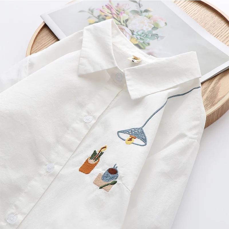 Spring Autumn women Period Iterary Droplight Embroidery Shirt Turn Down Collar Long Sleeves Casual Sweet Female Blouse Tops U270