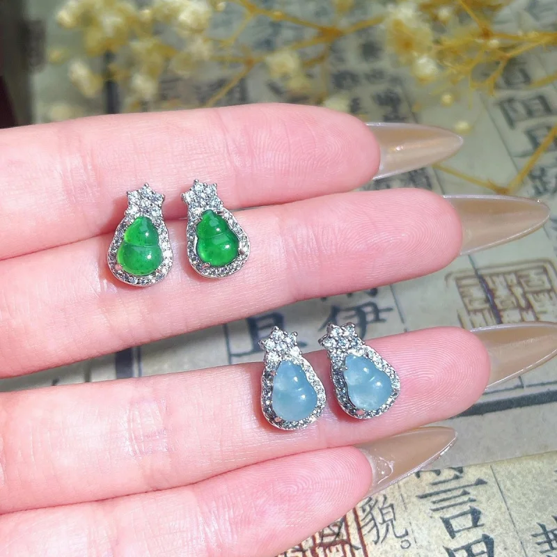 

New Chinese-style natural blue water jadeite and bright green gourd earrings for women, exquisite inlay, popular large-sized ear