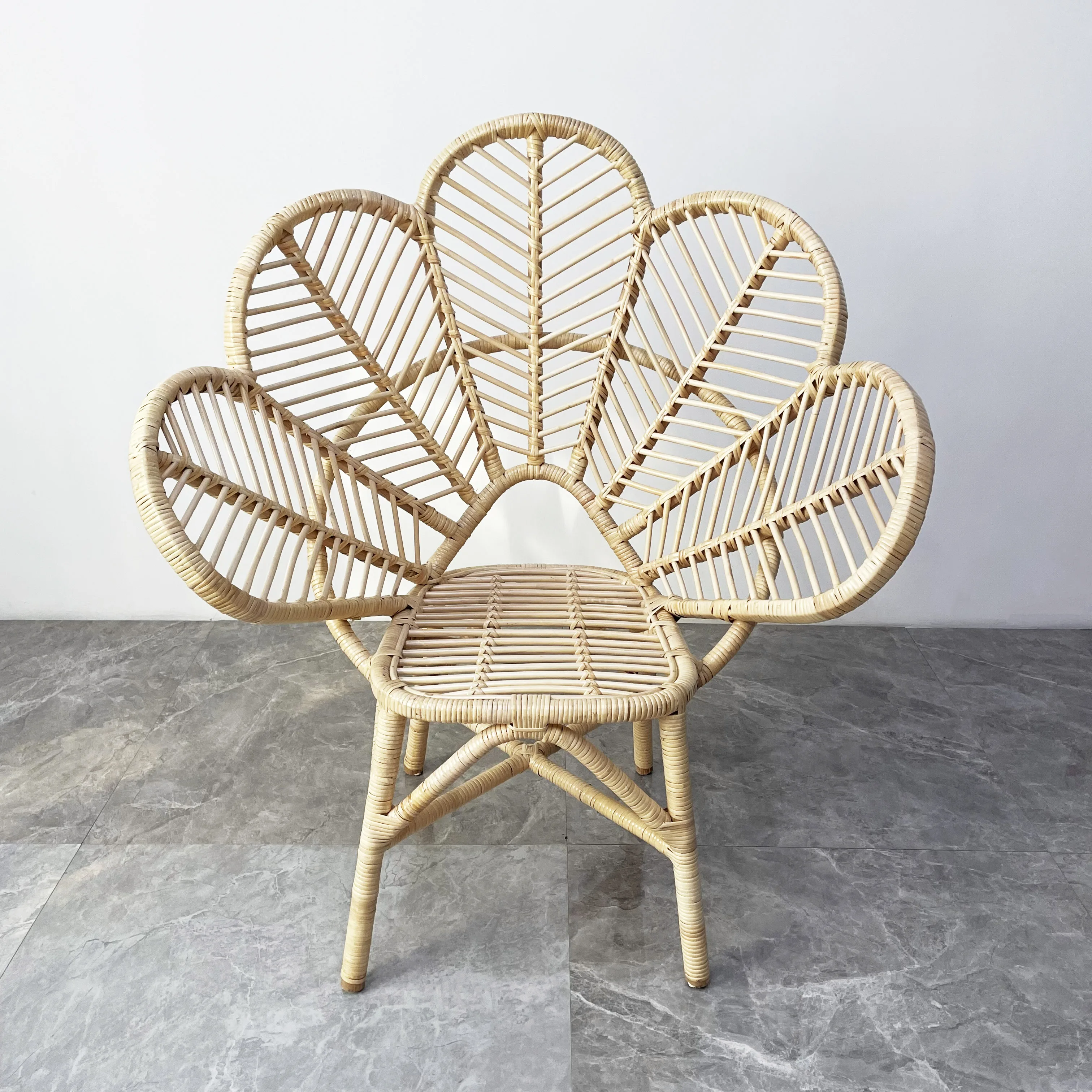 ◌◕ High Quality Hand-woven Natural Rattan Living Room Balcony Petal Shaped Leisure Chair