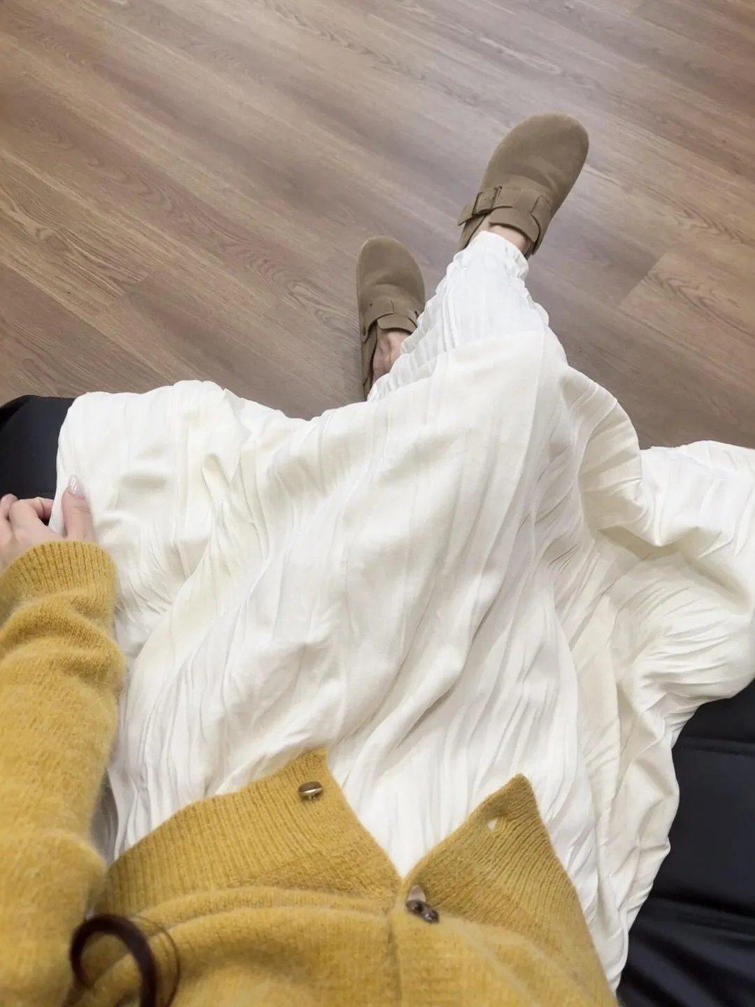 

High Waist A-Line Midi Skirt Women's Textured Folded Pear ape Hip Covering Beautiful Japanese Sle plus Size Casual Skirt