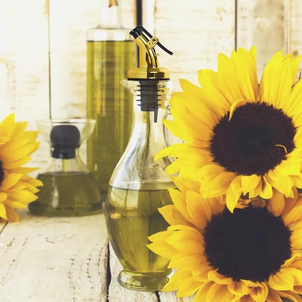 

Oil Bottle Stopper Lock Plug Seal Leak-proof Nozzle Sprayer Liquor (Gold)