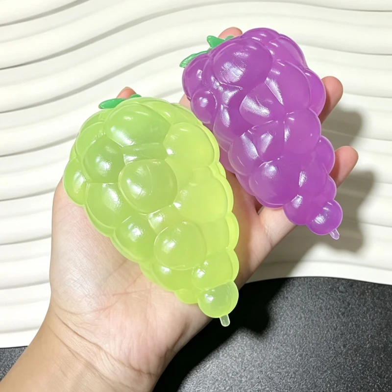 Kokosnussöl-Trauben-Quetsch-Spielzeug, weich, formbar, Frucht-Stressabbau, sensorisches Fidget-Spielzeug für die Fingerspitzen, beruhigend bei Angstzuständen, Geschenk für die Feiertage – Detail 4