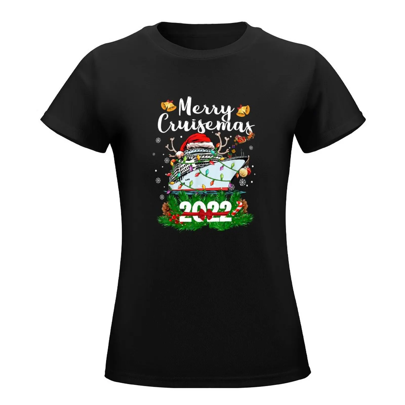 Merry Cruisemas Family Cruise Christmas 2022 Funny T-Shirt funny cute clothes cute tops kawaii clothes t shirts for Women