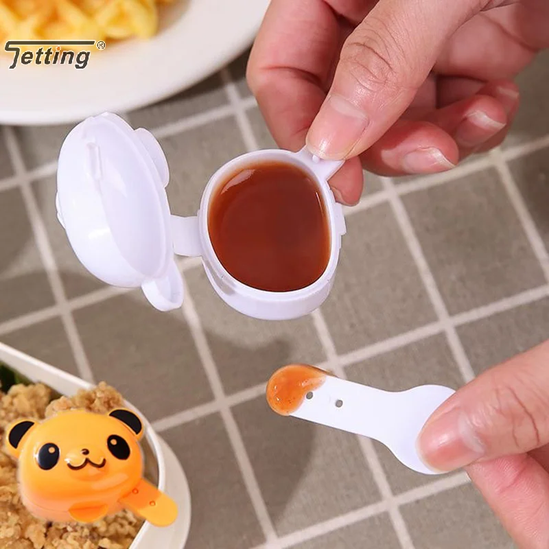 4pcs มินิเครื่องปรุงรสขวดซอสแบบพกพาซอสมะเขือเทศสลัดเครื่องปรุงอาหารคอนเทนเนอร์ Bento กล่องอาหารกลางวันอุปกรณ์เสริม