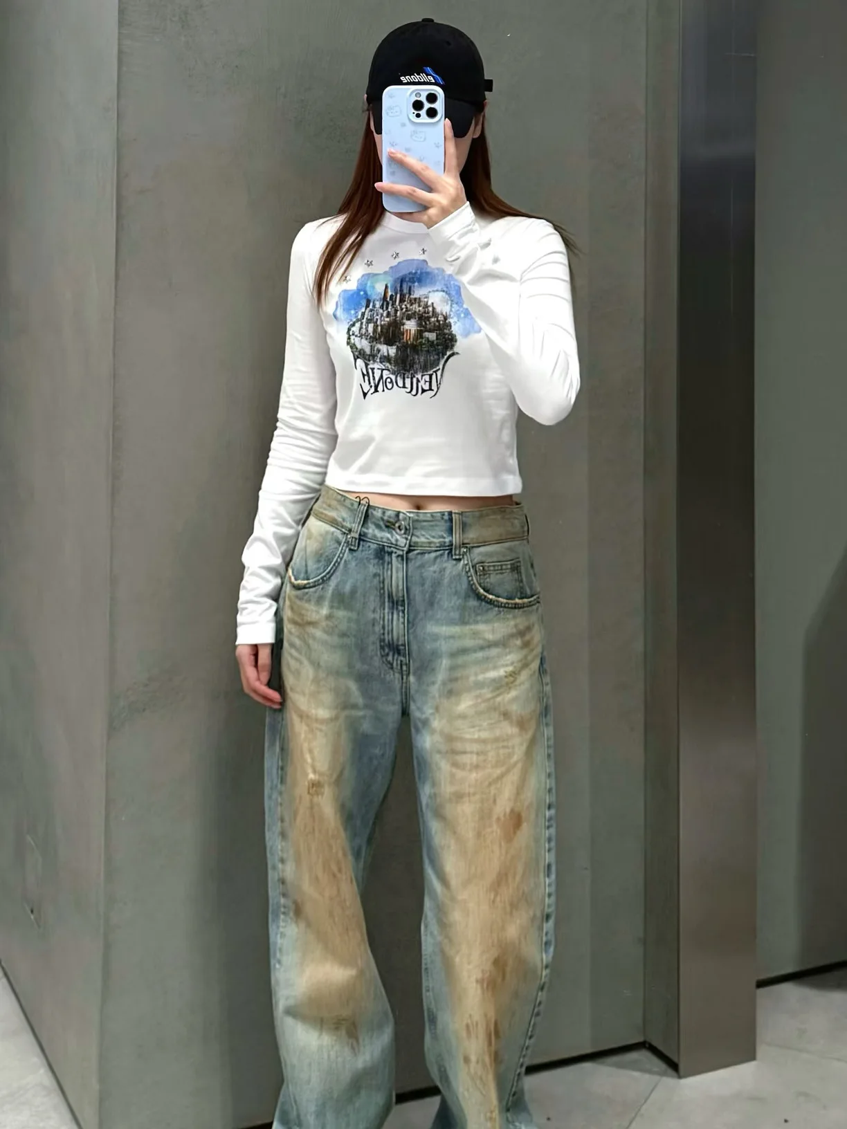 

Весна 2026: Женская приталенная футболка с коротким рукавом, принтом звезд и стразами, повседневная, с круглым вырезом, из хлопка