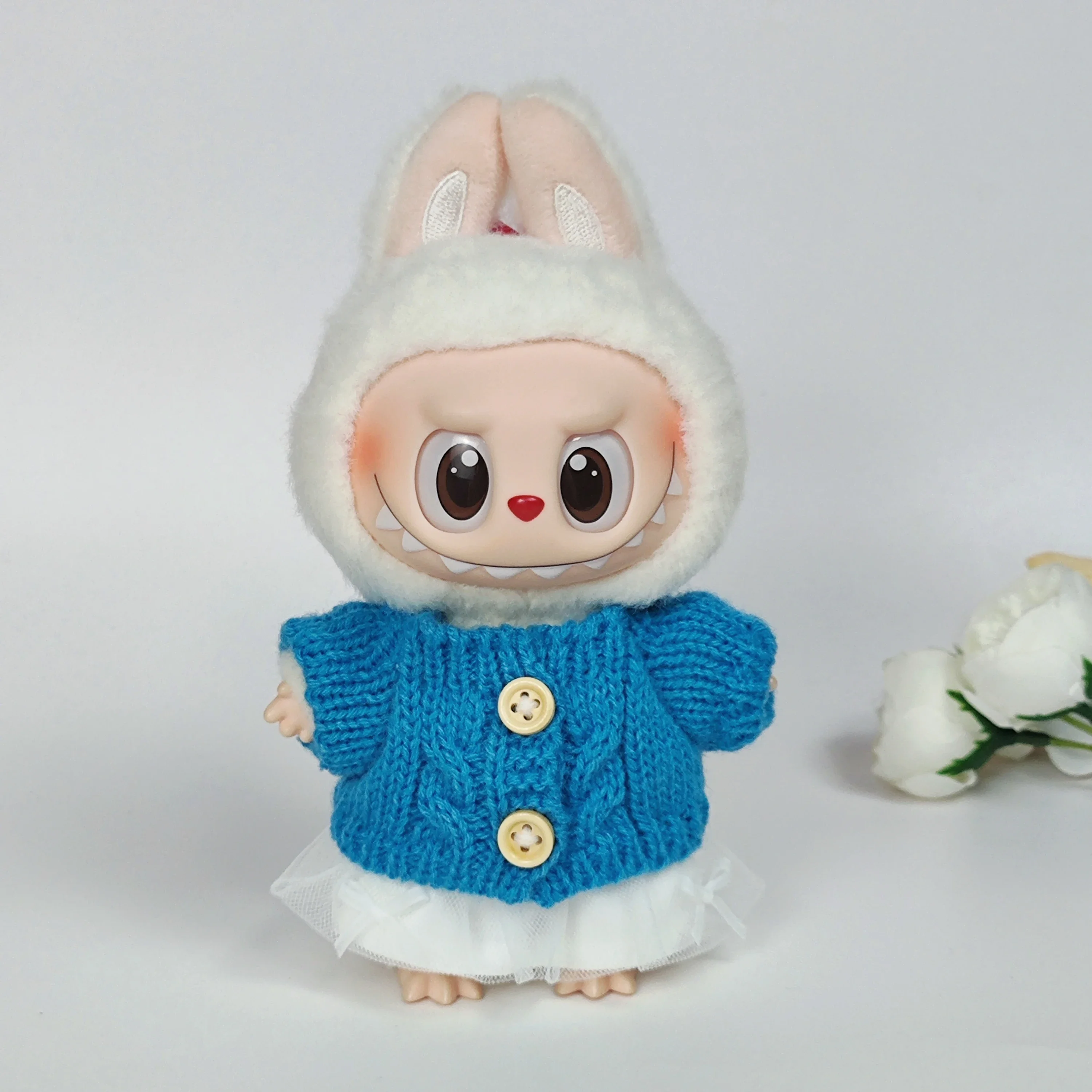 Для одежды Labubu. Полосатый свитер. Подходит для шляпы. Подвеска. Можно сочетаться в соответствии с вашими льготными аксессуарами.