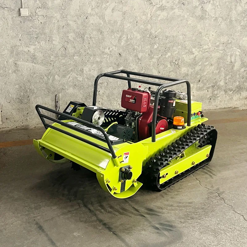 

Customized CE EPA all-terrain lawnmower, rubber remote-controlled robotic flail mower