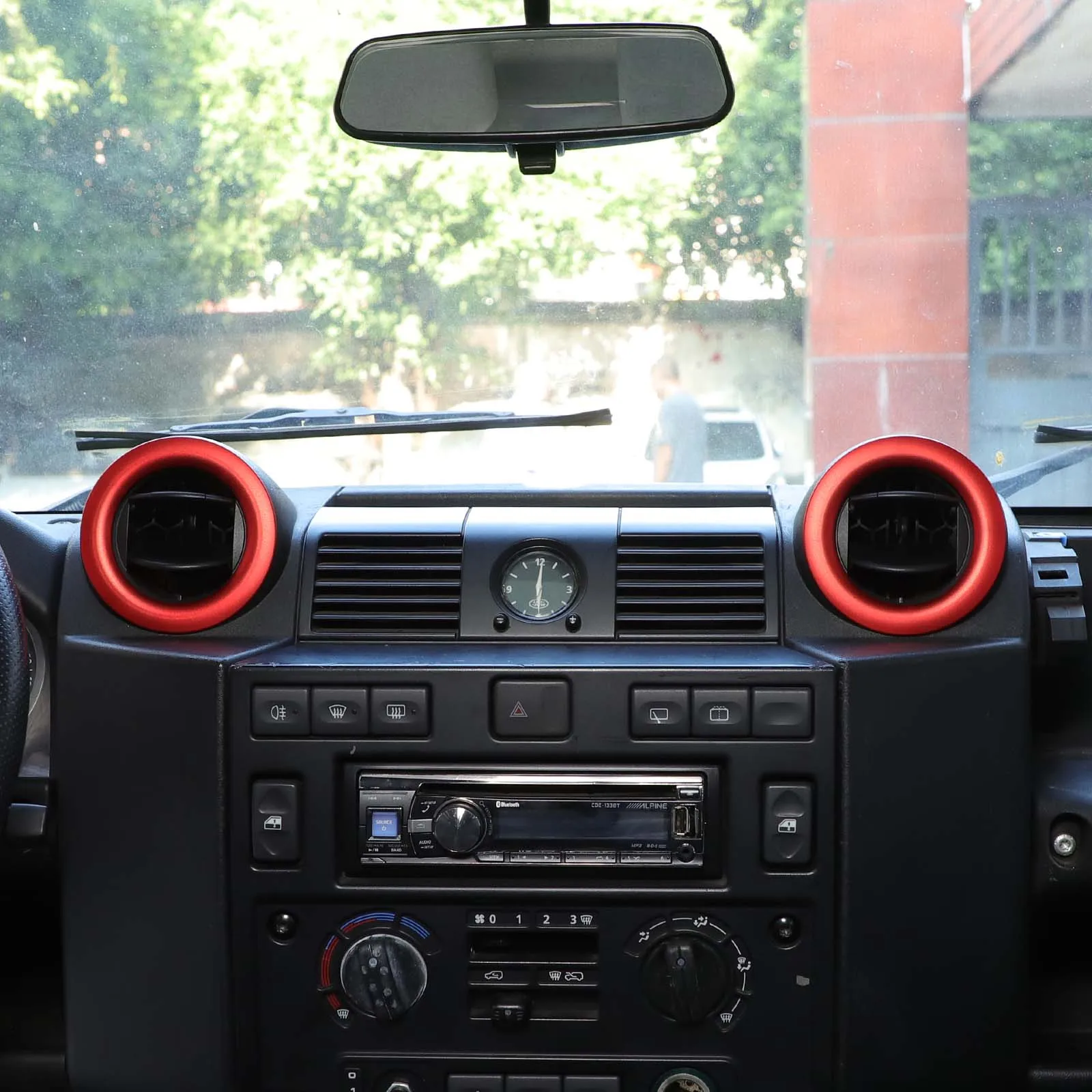 

For Land Rover Defender 2004-2018 Aluminum Alloy Car Center Console Air Outlet Decorative Ring Car Interior Accessories
