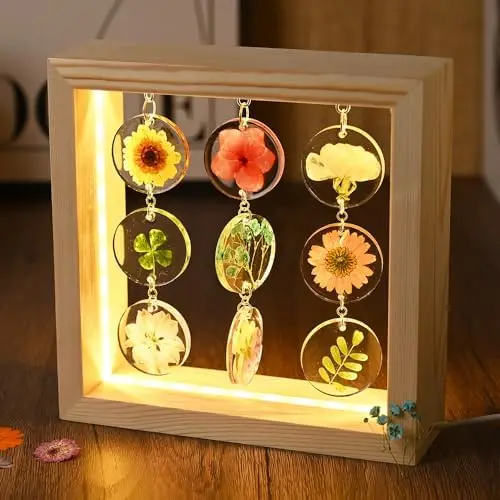 

Настольная LED-лампа SMUK ручной работы с сухоцветами – Декоративный светильник с деревянным основанием и 3-ступенчатой регулировкой яркости для спальни и офиса