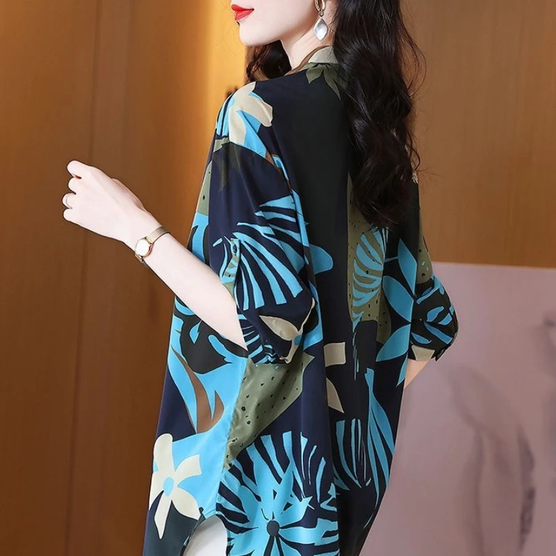 2024 Spring New Round Neck Medium Long Style Elegant Printed Mid Sleeved Shirt Women\'s Loose Large Beach Holiday Small Shirt Top