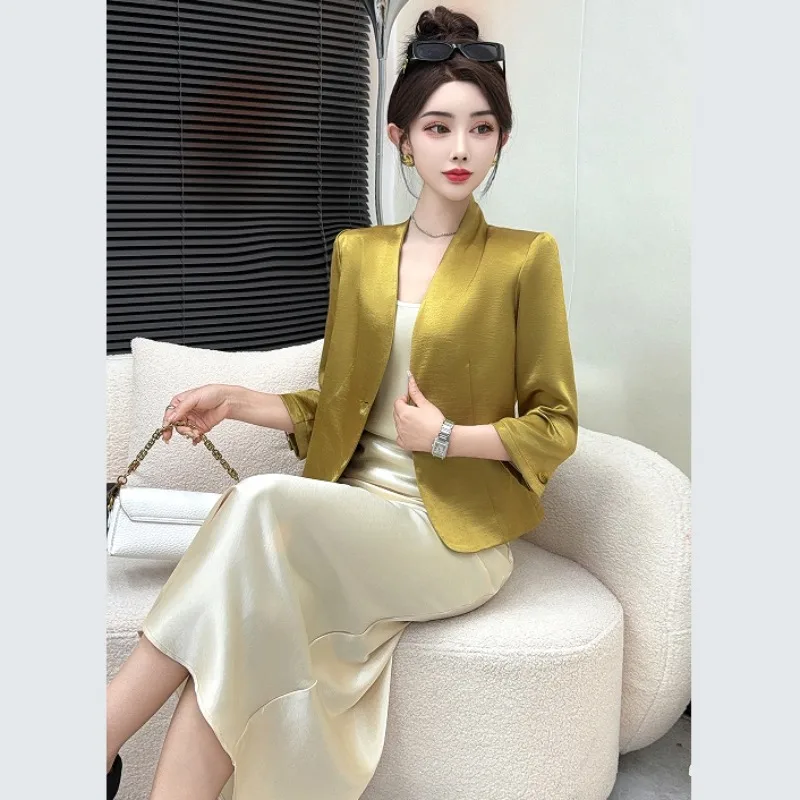 2026 Spring and Summer Women's Korean Collarless Pearl Satin White Suit Jacket, Women's New Casual V-neck Loose Temperament Top