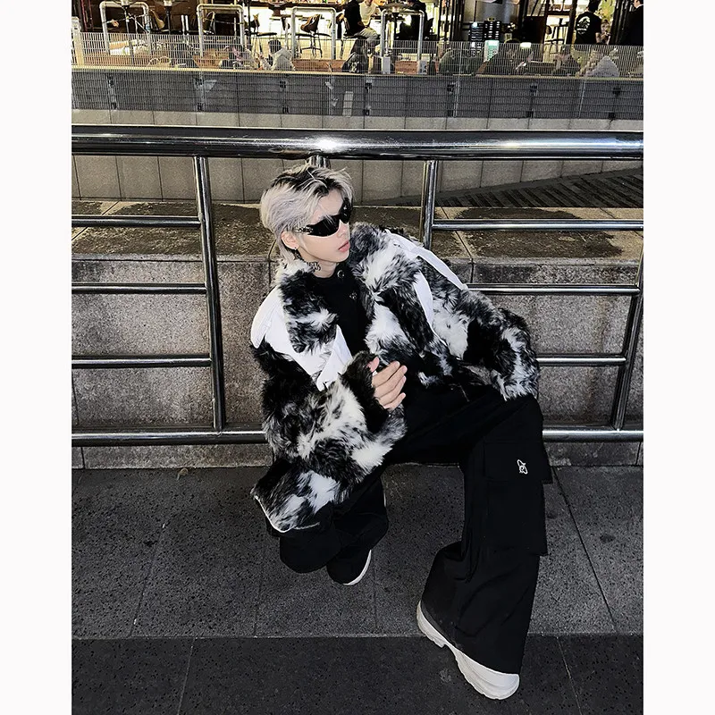 Men's 2025 Winter New Ink Wash Gradient Design Splicing Faux Fur Plush Fashion Jackets Men's Short Trendy Faux Fur Parkas Jacket