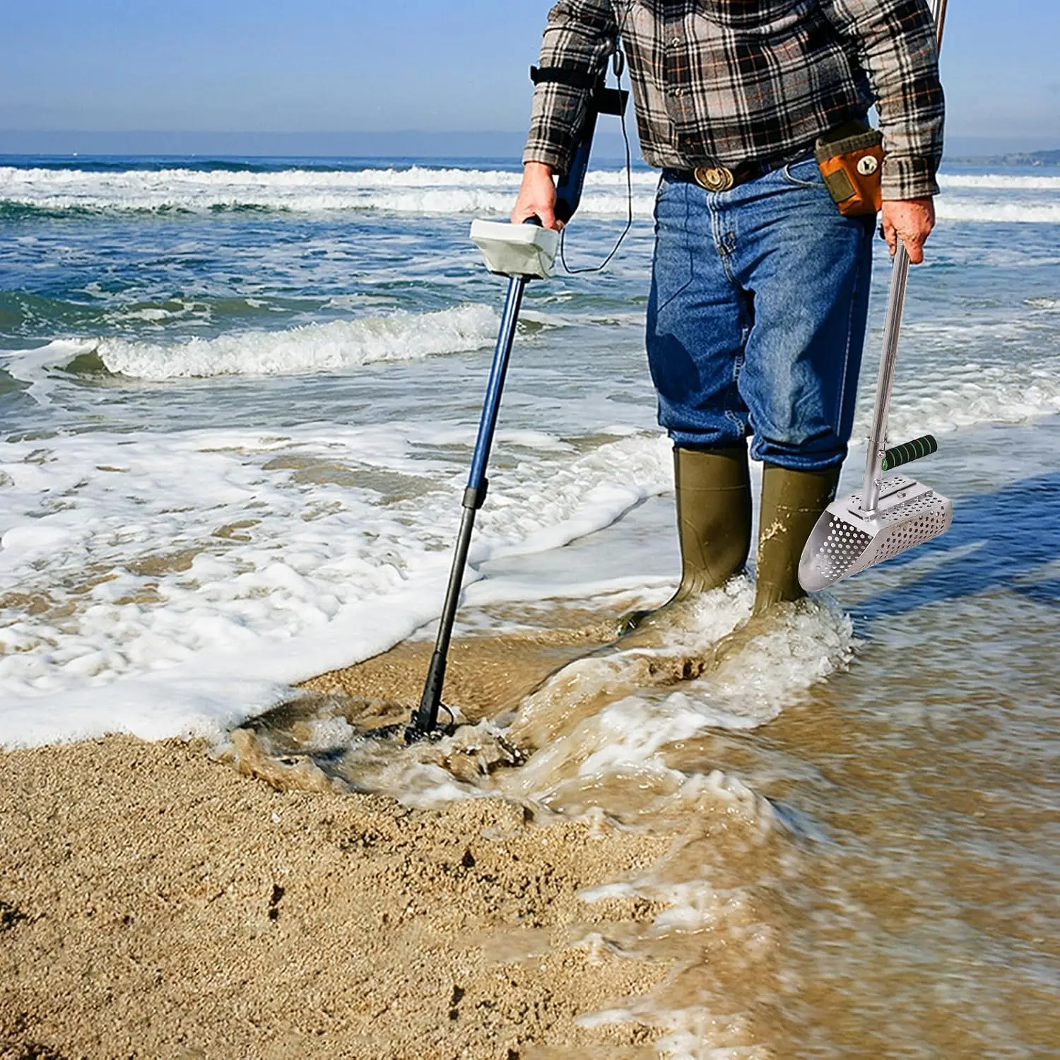 Metal Detector Sand Scoop with Long Handle for Beach, Seaside Treasure Hunting, Rust-Proof