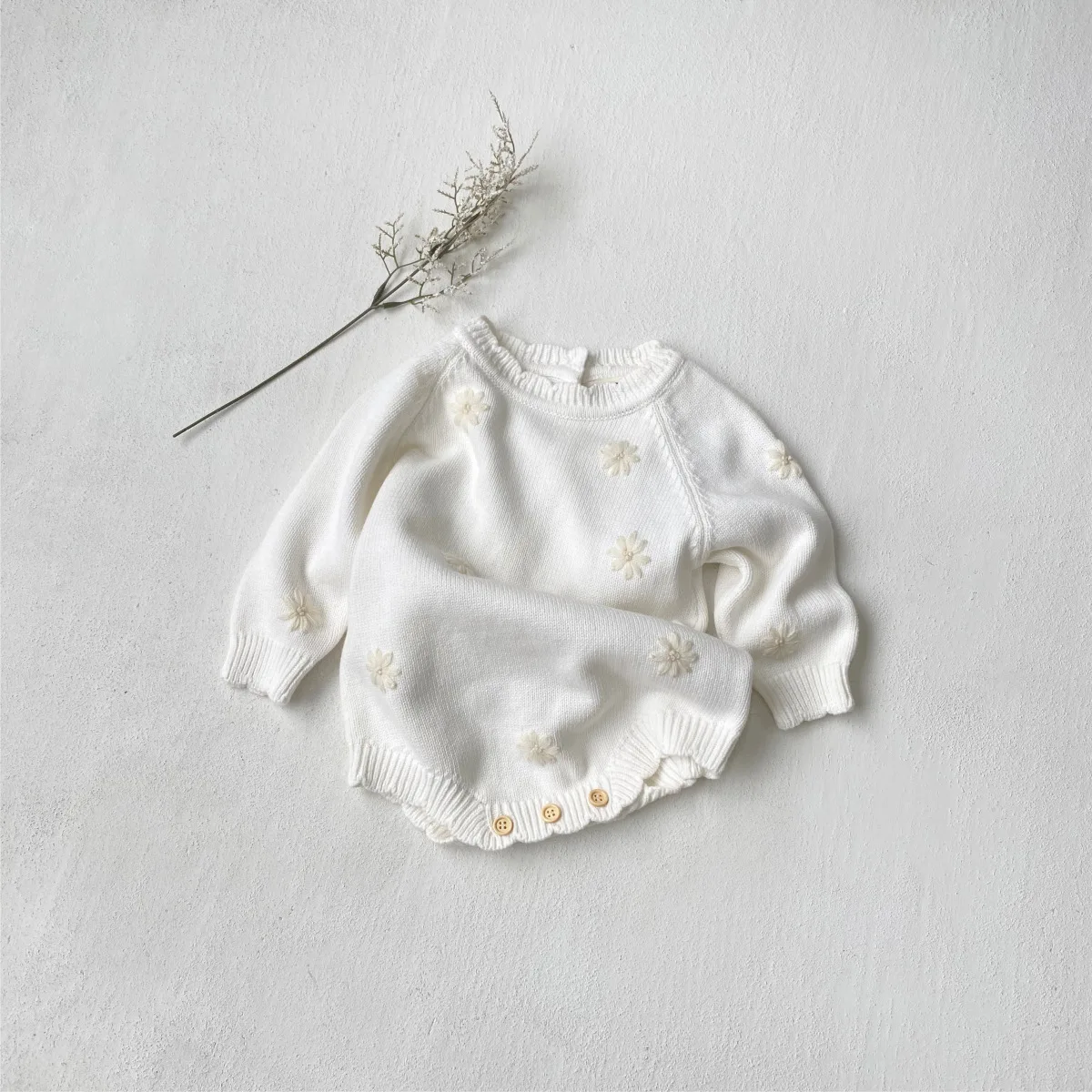 Variant: apricot bodysuit