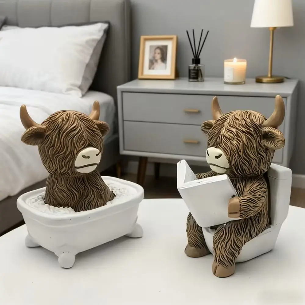 1 Piece Highland Cow Bathroom Decor Statue - Fun Toilet Seat Decoration with Book, Farmhouse Style Bathroom Decor, Desktop Decoration, No Electricity Required, Durable Resin Ornament, Suitable for Home, Office or as a Gift - Perfect for Easter, Thanksgiving, Housewarming -