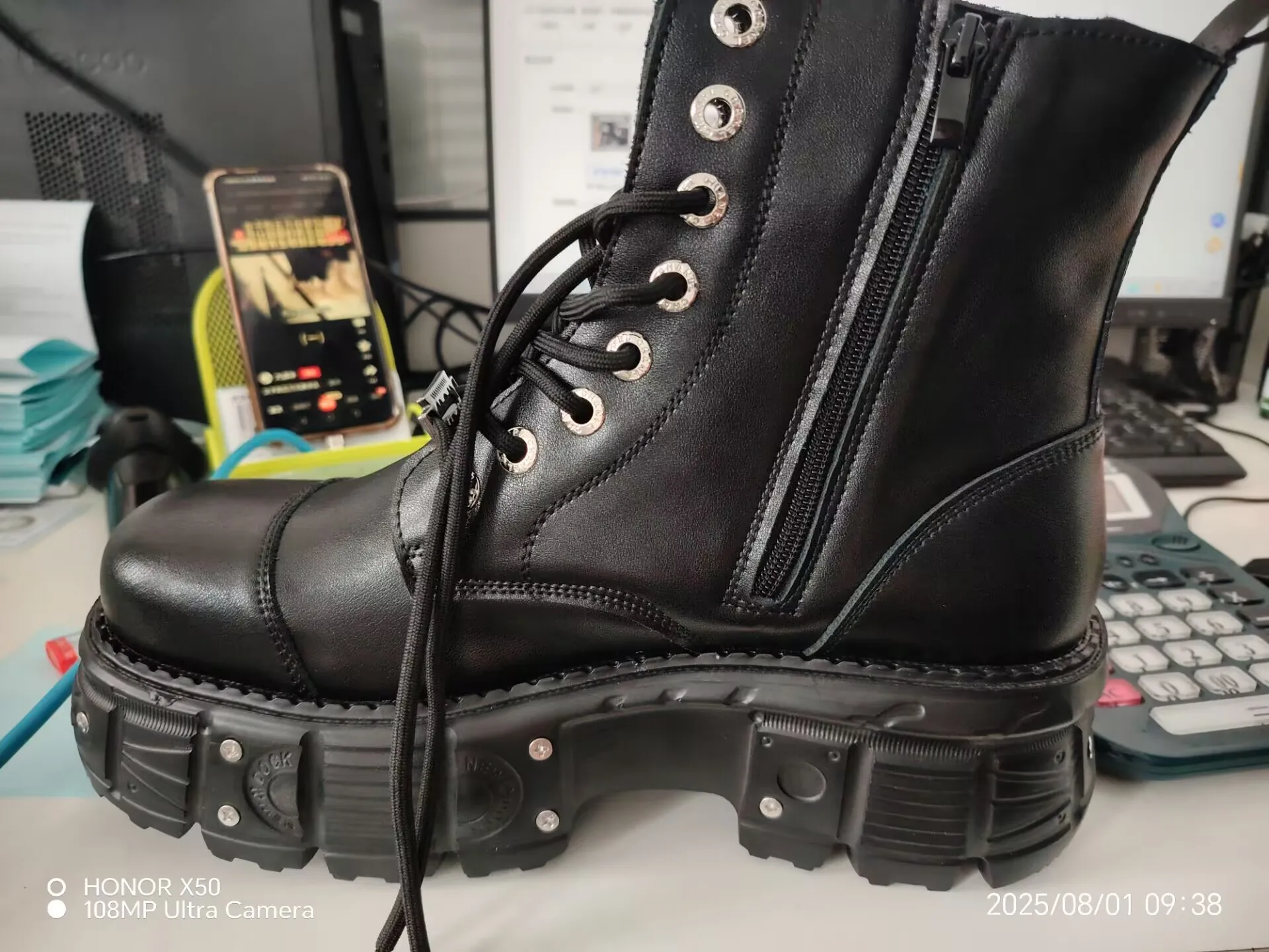 OMET-男性と女性のためのダークヘビーメタルプラットフォームオートバイブーツ,小さな革の靴,パンク,春,2022