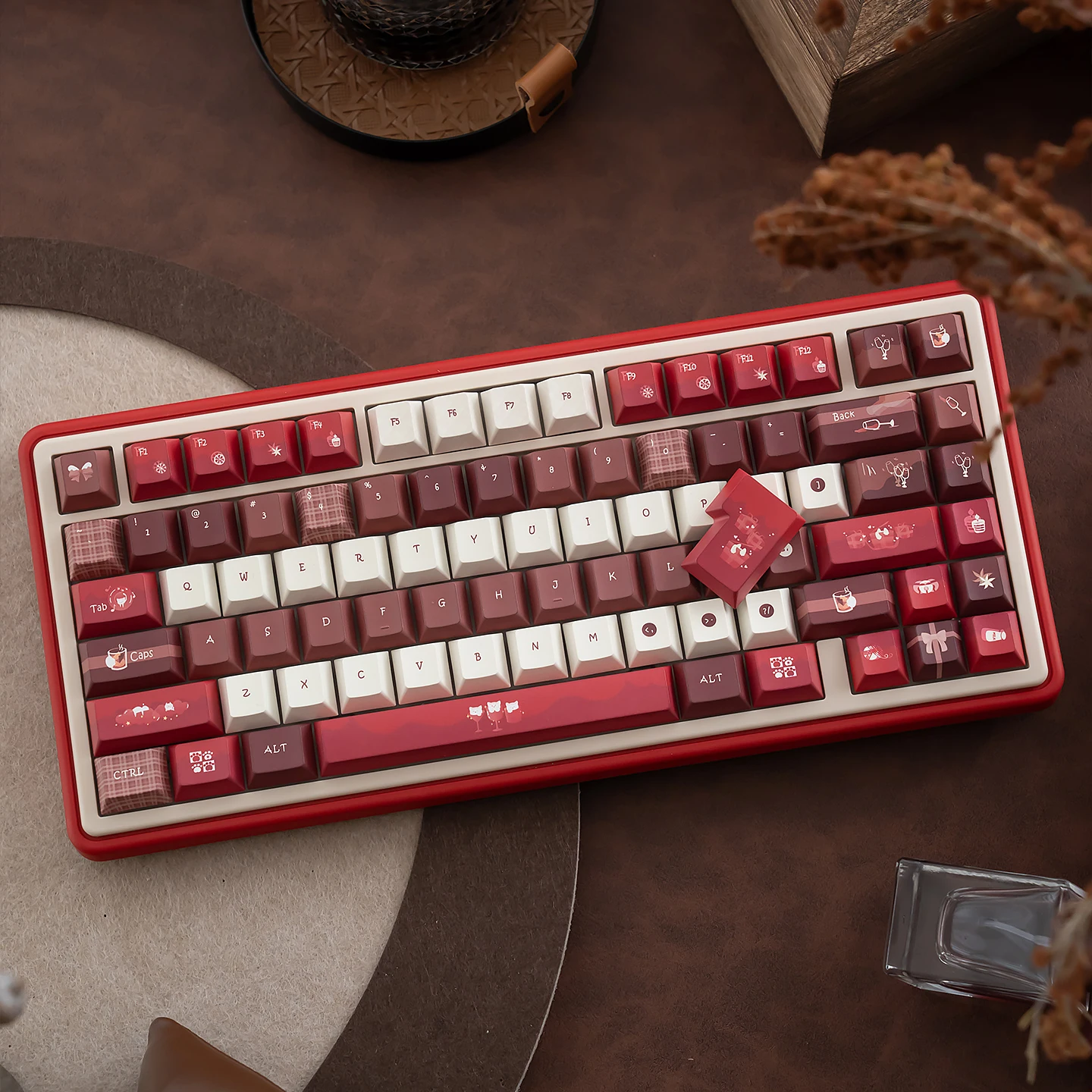 URE Tipsy Kitten Keycaps Cherry Profile Dye-sub PBT Keycaps Replacement Keycaps For Mechanical Keyboard 64 78 84 87 96 98 104