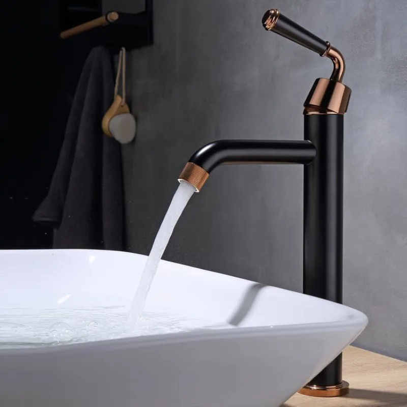 

Новый смеситель для раковины в ванную комнату, для горячей и холодной воды, цвет розовое золото, латунный, однорычажный.