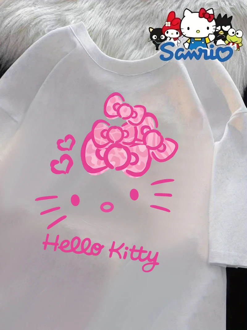 Dames Hello Kitty bedrukt T-shirt schattig anime-patroon top met korte mouwen, roze hart en bloem, casual zomer- en lente-T-shirt
