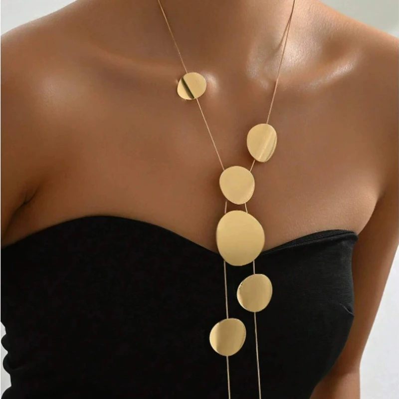 Collar geométrico Circular en forma de corazón, diseño hueco en forma de Y, colgante largo creativo, collar con borlas, joyería de moda para mujer