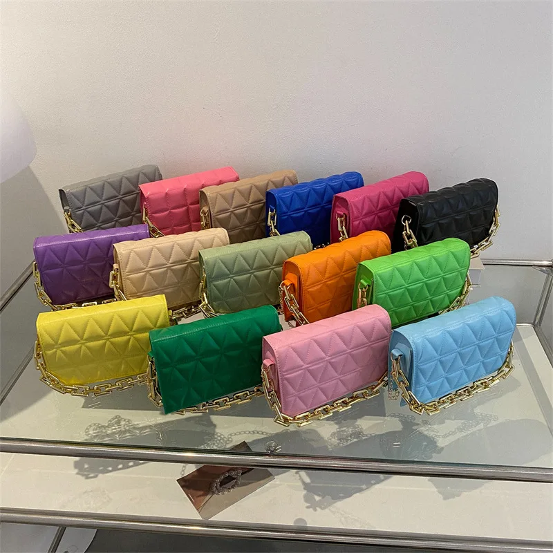 

2023 New Simple Classic French Style Women's Crossbody Bag Bright Colorful Diamond Lattice Leather Metal Chain Handbag Wholesale