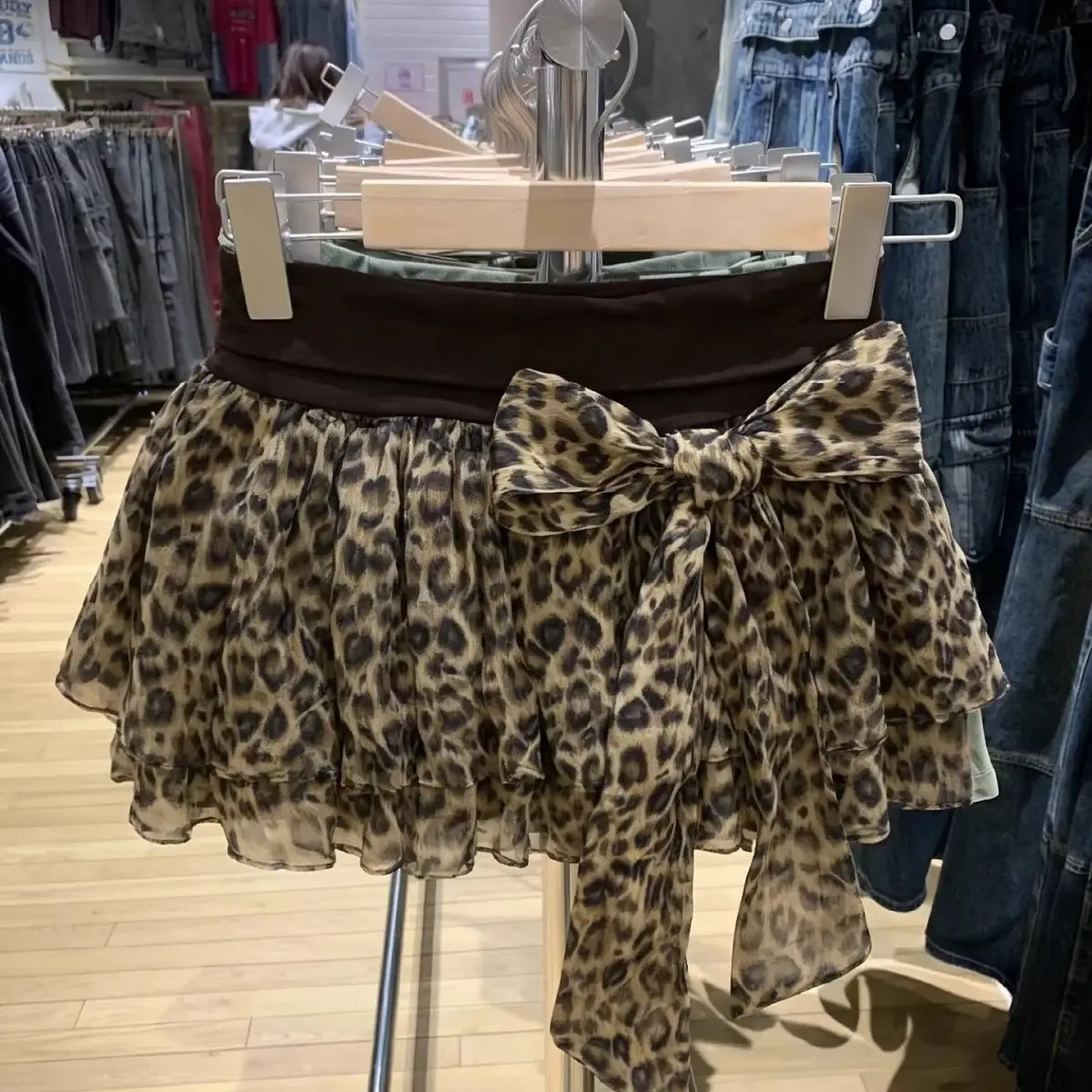 Women Y2K Skirt Harajuku Bow Leopard Print Mini Skirt Summer New Gothic High Waisted Pleated Skirt Sexy Hip Wrap Skirts