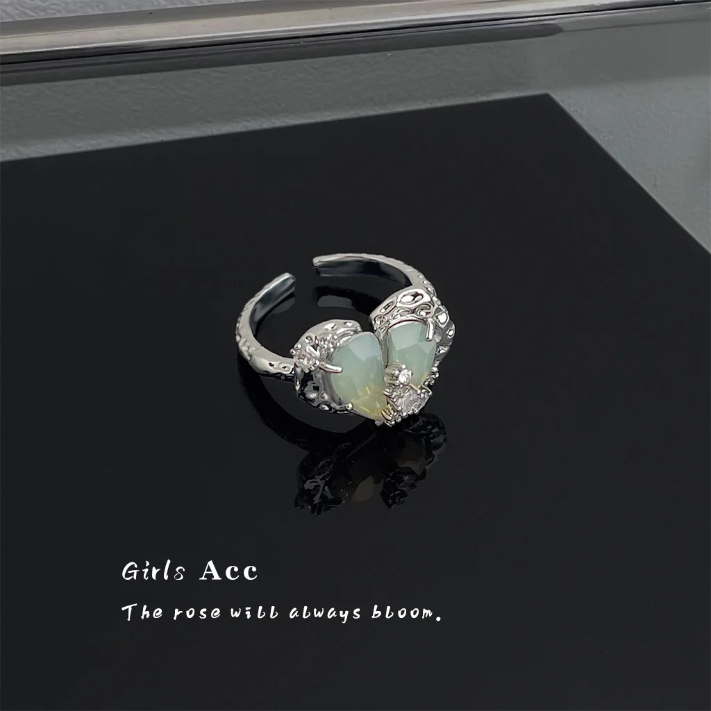 Vintage Heart Geometric Micro Pavé Zirconia Liquid Design Ring Trendy Ins Fashion Jewelry Unique Gift for Women