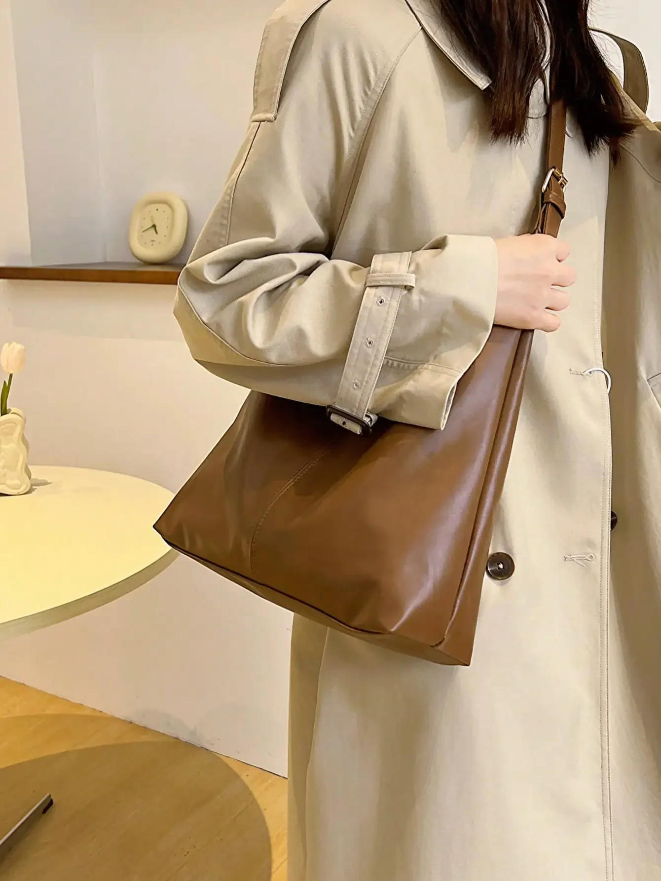 Thumbnail 4 - #5 Best Tote Bags to Buy In 2026