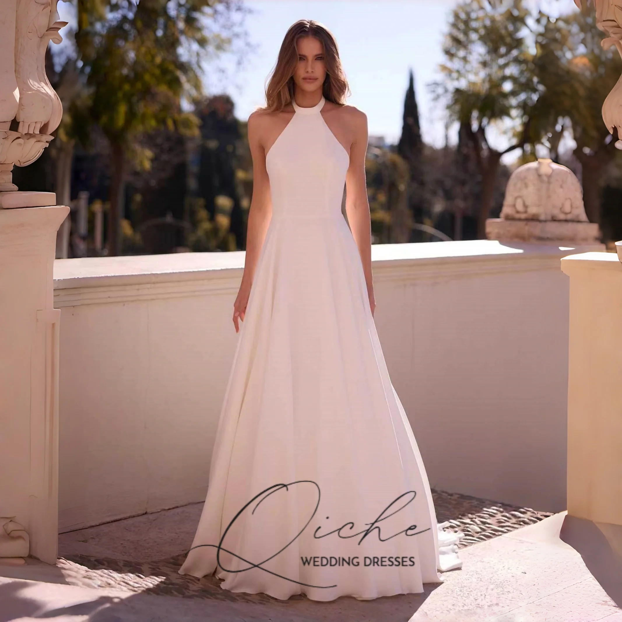 QICHE Neckholder Empire-Taille Schleppe Elegante Schlichte Hochzeitskleider Damen Rückenfreies Perlenbesetztes Brautkleid 2026 Brautkleider Maßanfertigung
