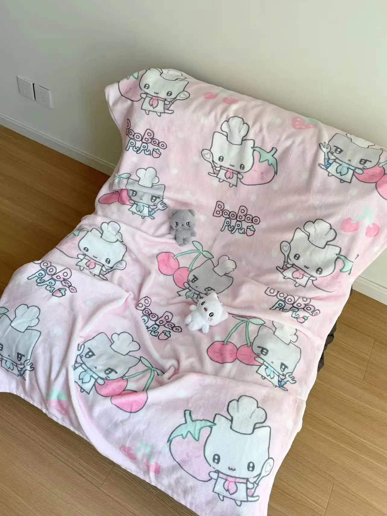 

Double-Sided Fce Blanket Air Conditioning Print Warmth All Seasons Suitable for All Ages Cute Flannel Blanket for Nap