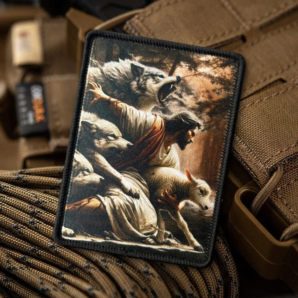 Emblema Tático Cristão de Jesus Protegendo Cordeiro de Lobos, Insígnia Moral do Salmo 23, Emblema do Bom Pastor para Colete