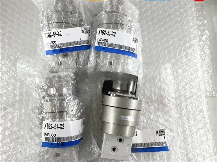 XT92-51-X2 XT91-41-00 IR412-04-X32 Double Pressure Valve