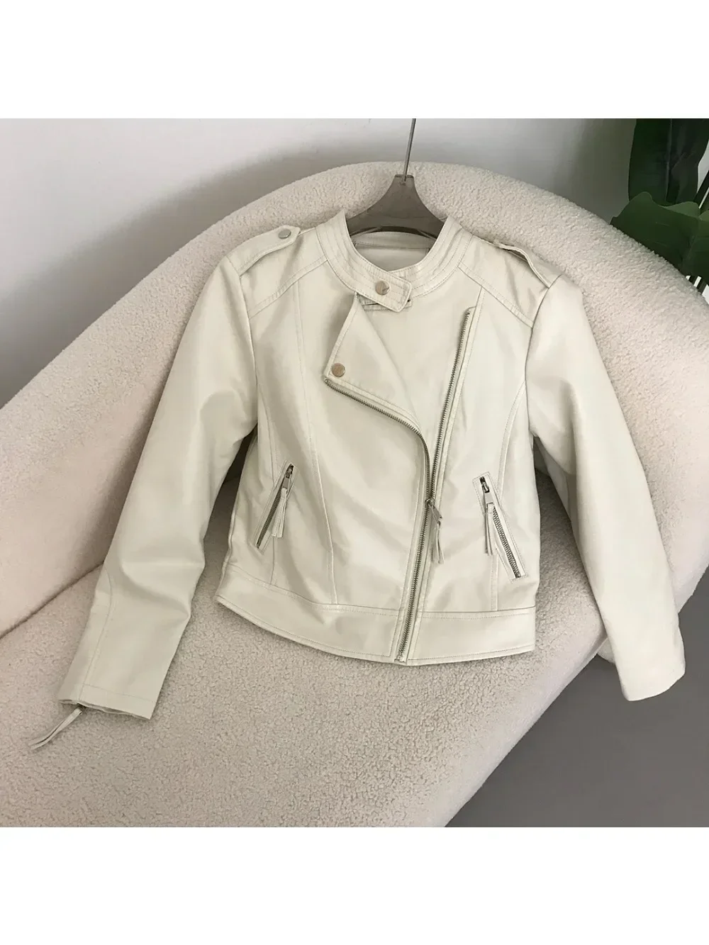 女性用PUレザージャケット,スタンドカラー,スリム,ジッパー,シンプル,クロップドバイク,レディースファッション,春と秋