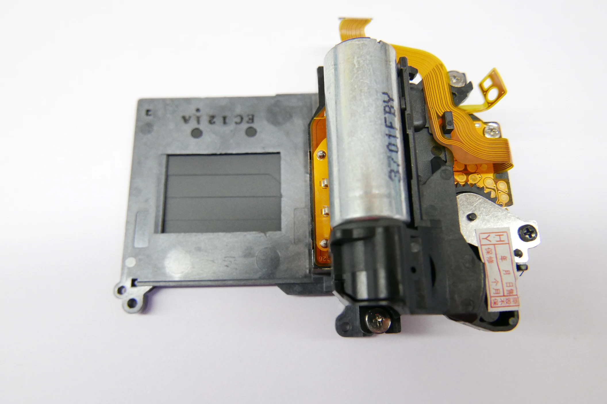 Repair Parts For Canon EOS 80D Shutter Group Assy with Motor Shutter Curtain Shutter Blade Unit CG2-4850-000