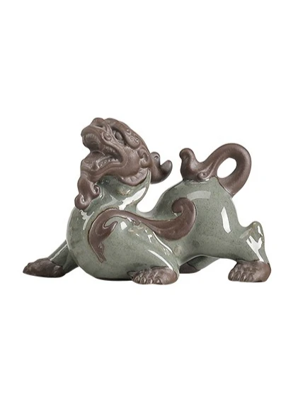 

New Chinese Ge Kiln Ceramic Lucky Pixiu Tea Pet Ornament